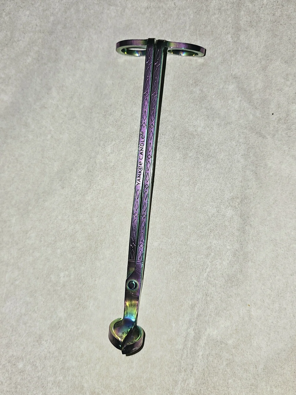 Yankee Candle Iridescent Candle Wick Trimmer - Purple Green